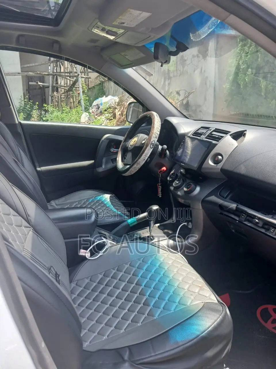 Toyota RAV4 2009 White