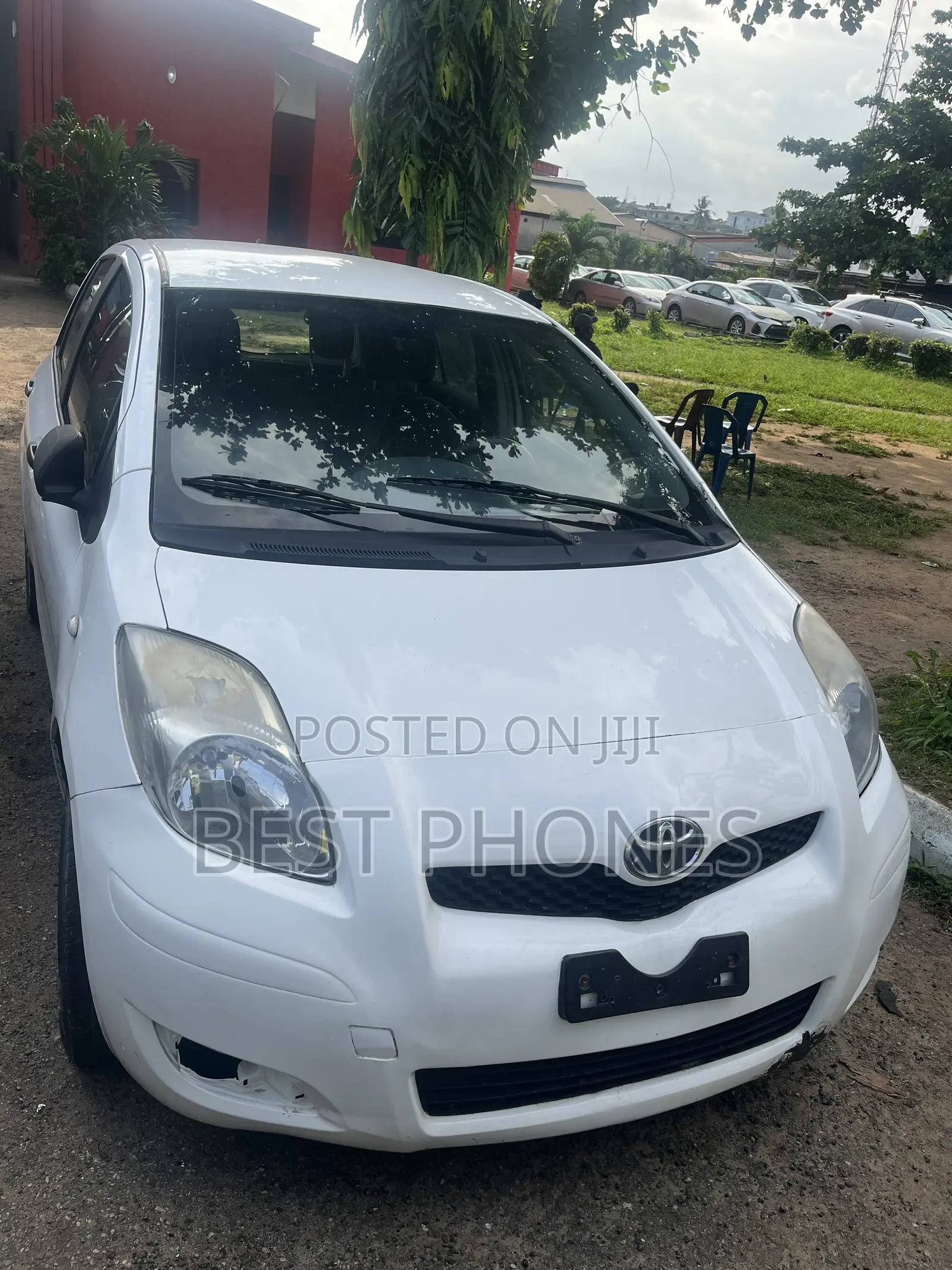 Toyota Yaris 2010 White