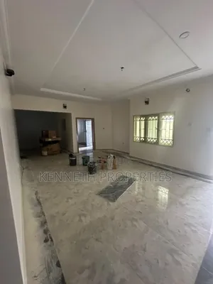 2bdrm Block of Flats in Shelter Afrique, Uyo for rent