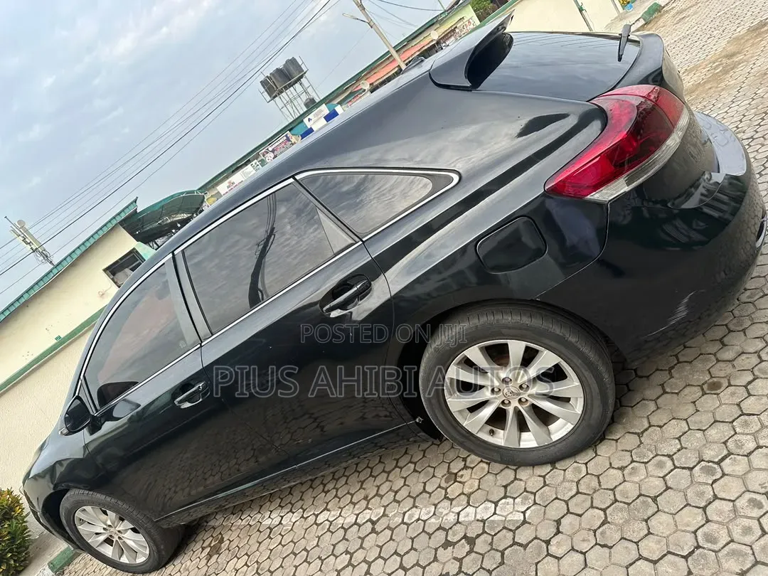 Toyota Venza 2011 Black