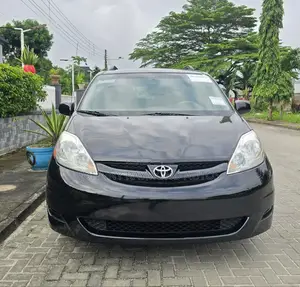 Toyota Sienna 2009 Black