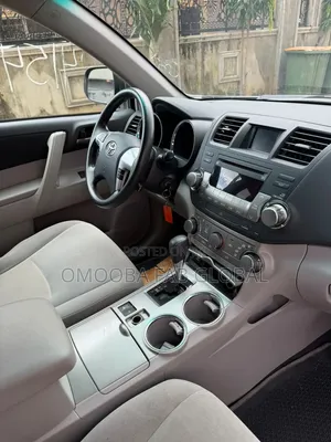 Toyota Highlander 2013 Silver