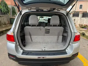 Toyota Highlander 2013 Silver