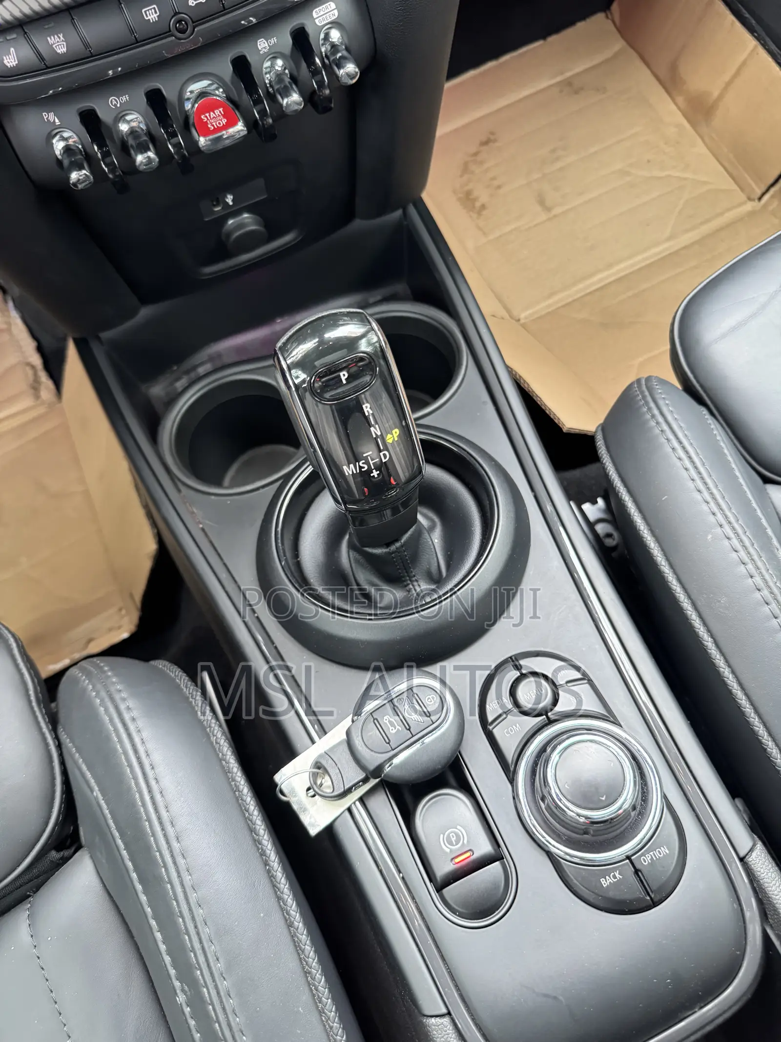 Mini Cooper 2023 Blue