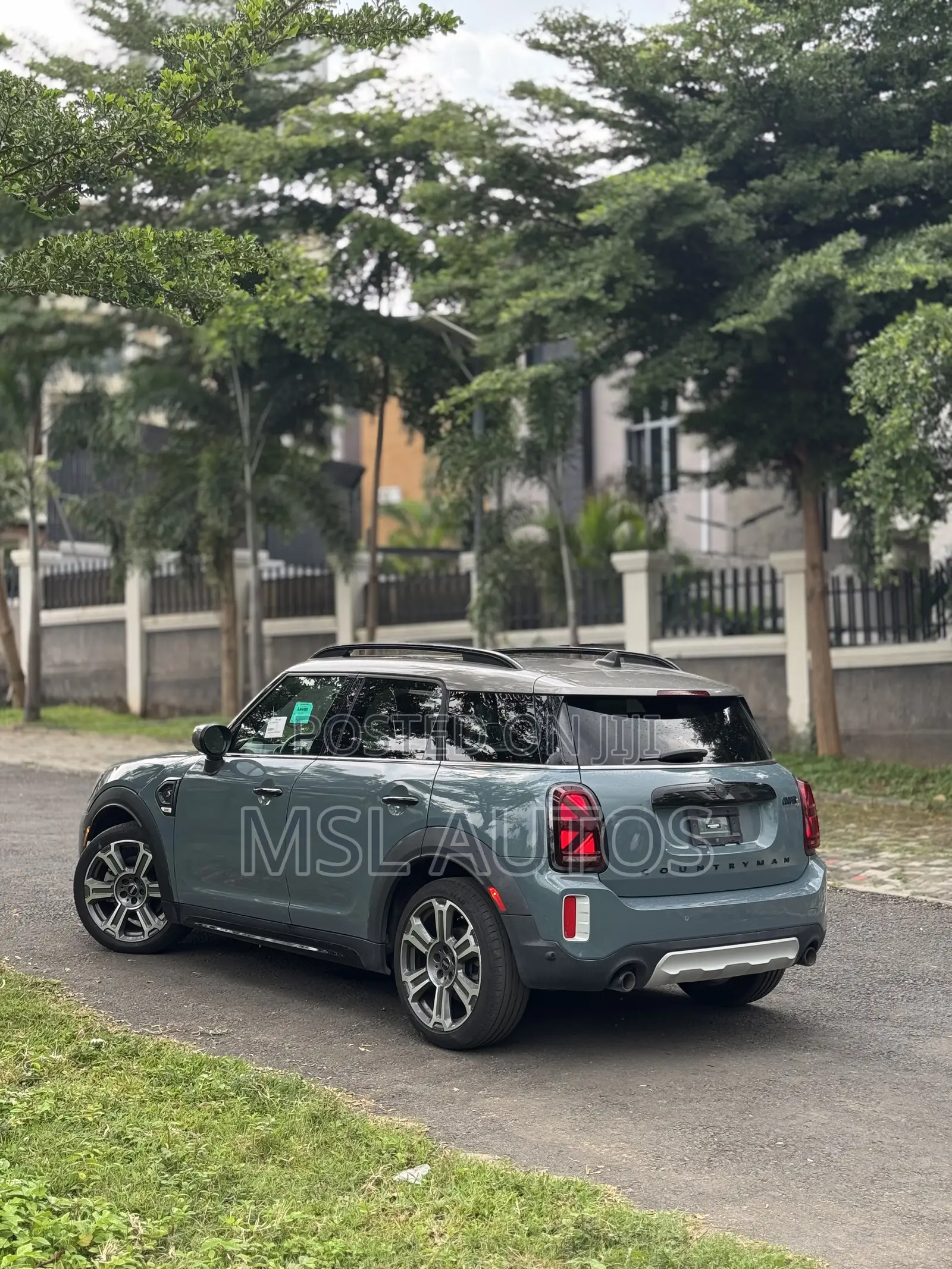 Mini Cooper 2023 Blue