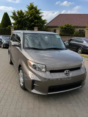Scion xD 2012 Gray