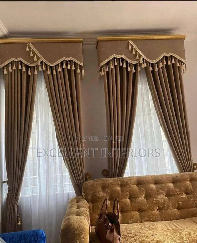 Quality Royal Board Curtains.