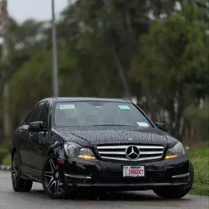 Mercedes-Benz C300 Sport 4Matic Sedan AWD (3.5L 6cyl 7A) 2013 Black