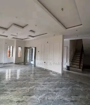 12bdrm Duplex in New Gra , Port for rent