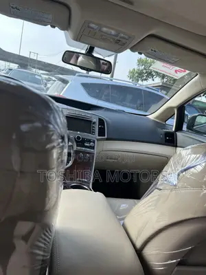Toyota Venza 2011 Gray