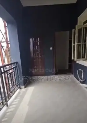 3bdrm Block of Flats in Startimes Estate, Ago Palace for rent