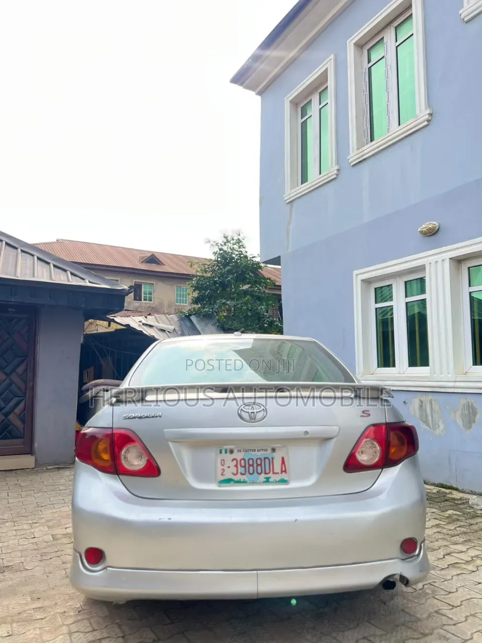 Toyota Corolla 2010 Silver