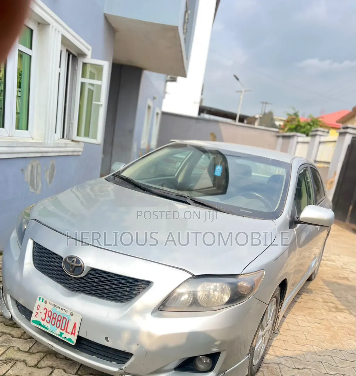 Toyota Corolla 2010 Silver