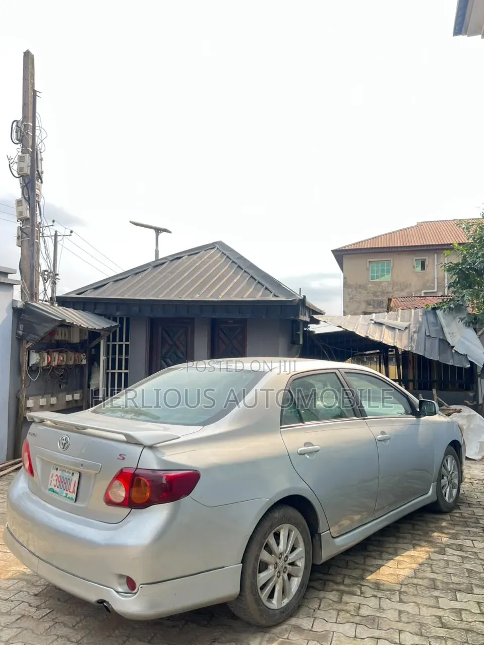 Toyota Corolla 2010 Silver