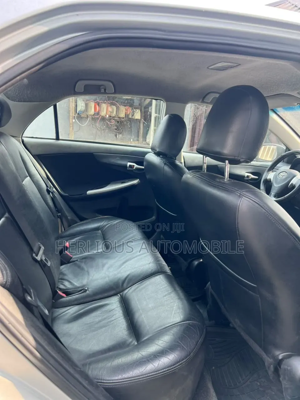 Toyota Corolla 2010 Silver