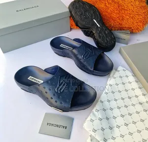 Balenciaga Top Quality Slide