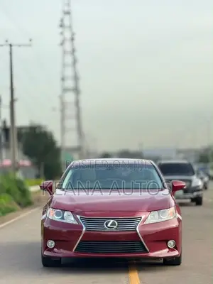Lexus ES 350 FWD 2015