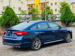 Hyundai Sonata Hybrid 2015 Blue