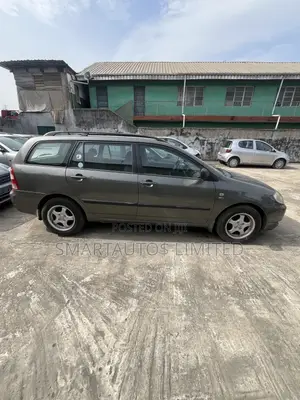 Toyota Corolla Liftback 2005 Gray