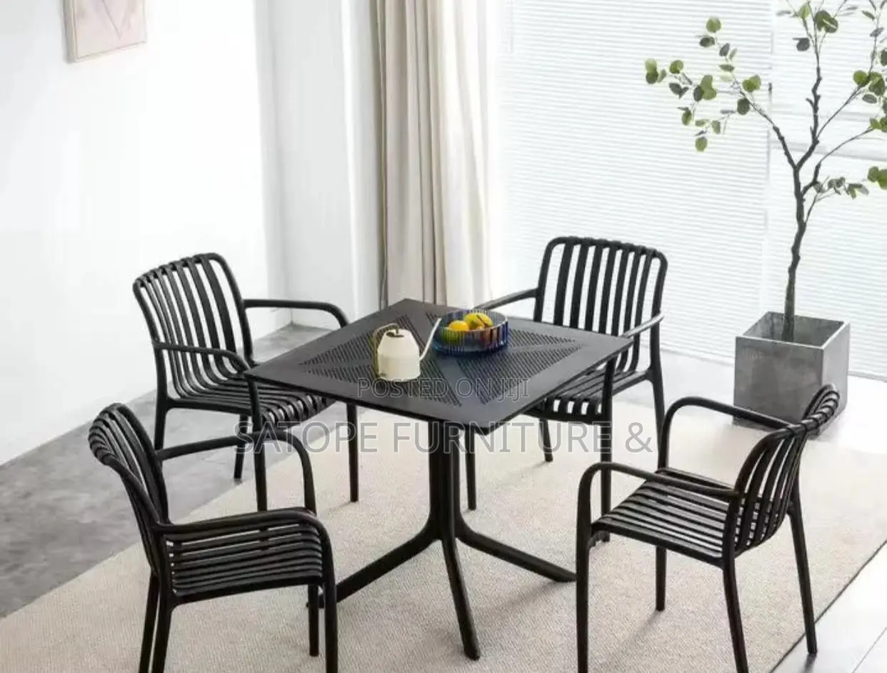 Restaurant Chair and Table
