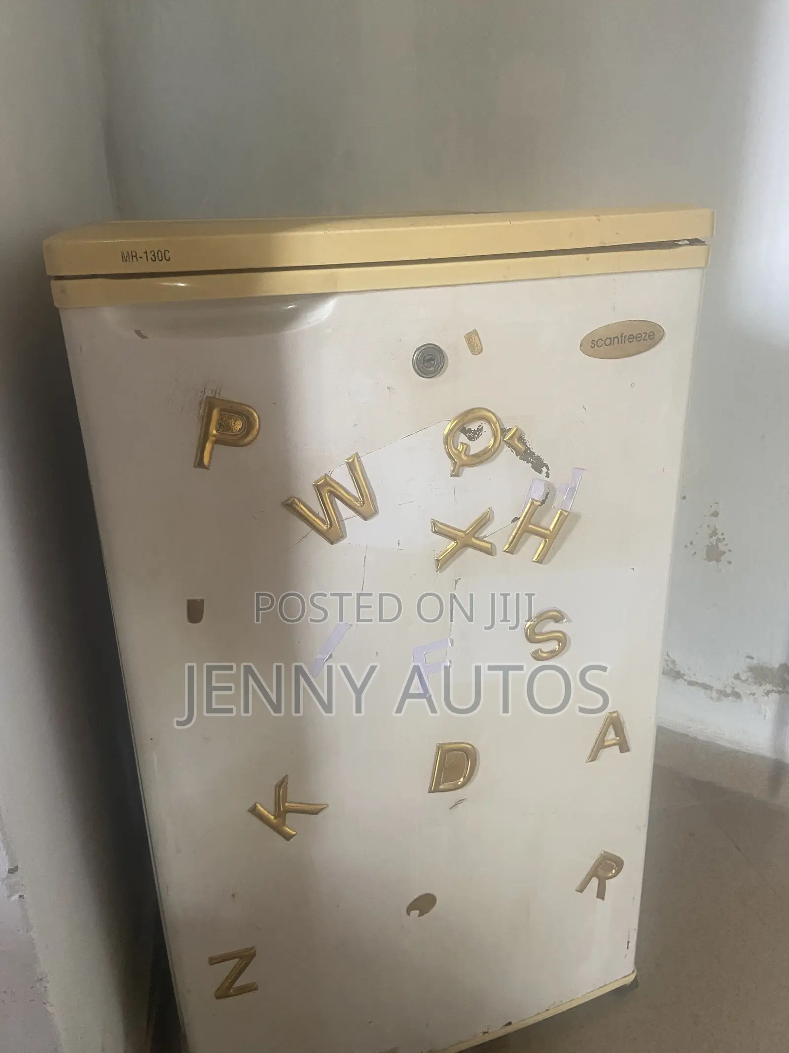 Refrigerator