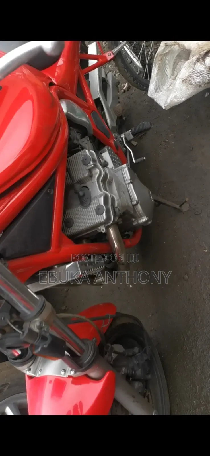 Suzuki Bandit 2015 Red