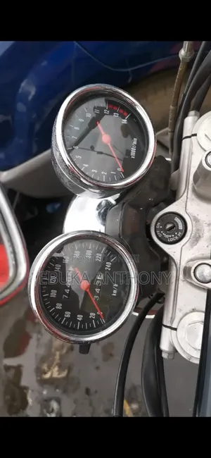 Suzuki Bandit 2015 Red