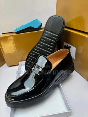 Louis Vuitton Glossy Men's Shoes AKU 8s