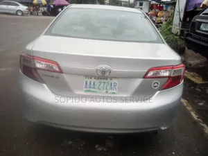 Toyota Camry 2012 Silver