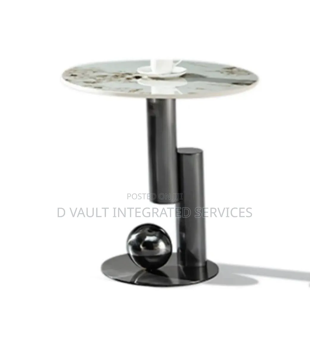 Exquisite Side Table / Corner Stool