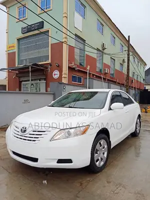 Toyota Camry LE 4dr Sedan (2.4L 4cyl 5A) 2008 White