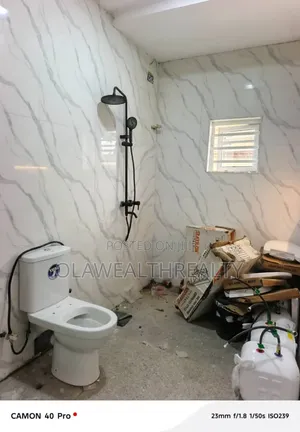 3bdrm Bungalow in Okebadan Estate, Akobo for rent