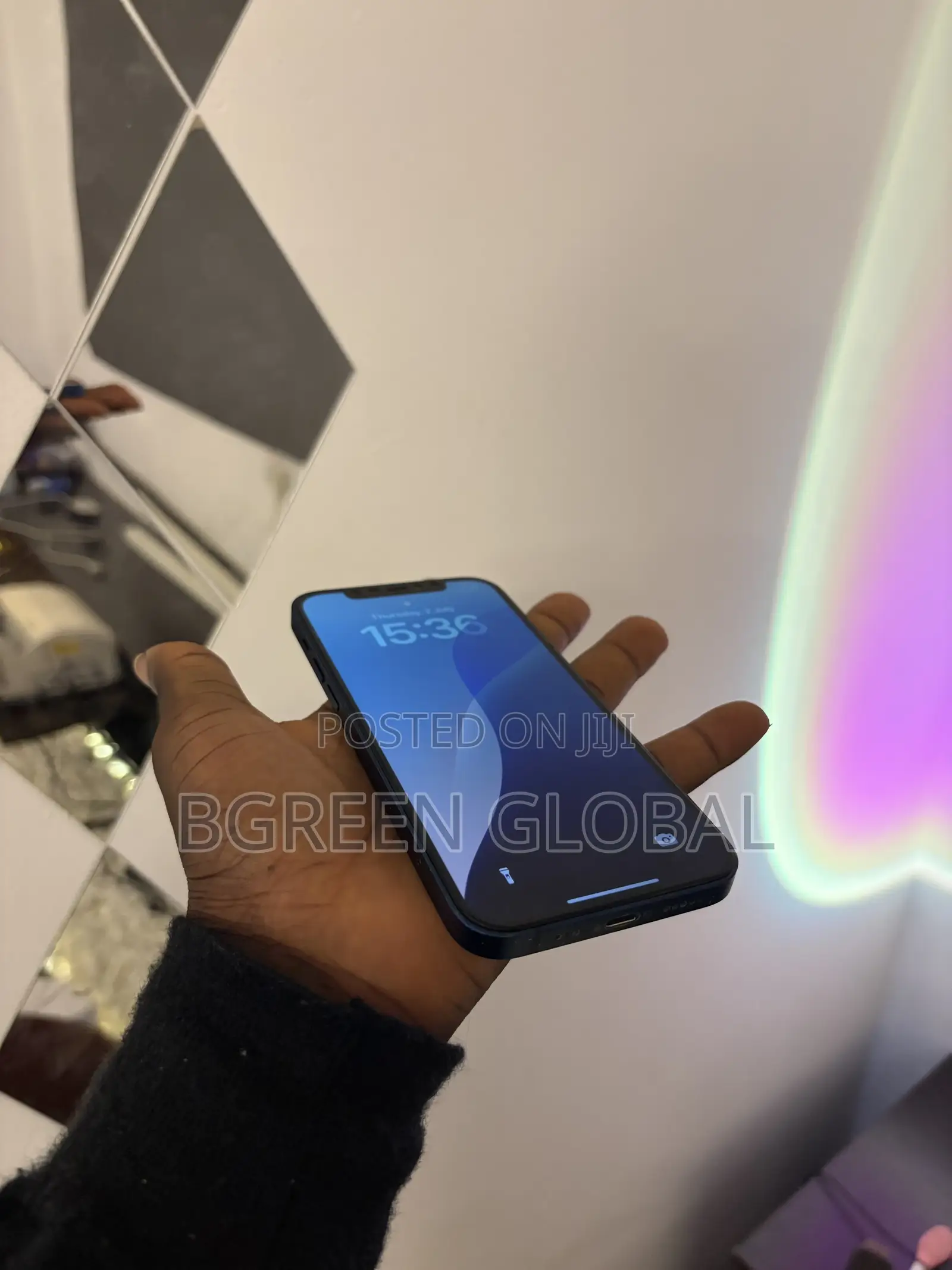 Apple iPhone 12 64 GB Blue