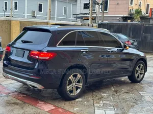 Mercedes-Benz GLC-Class 2017 Black