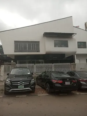 Standard Shop/Office Space in Wuse 2 for Rent