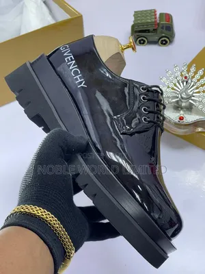 Givenchy Men's Premium Chunky Shoes DMN 7f