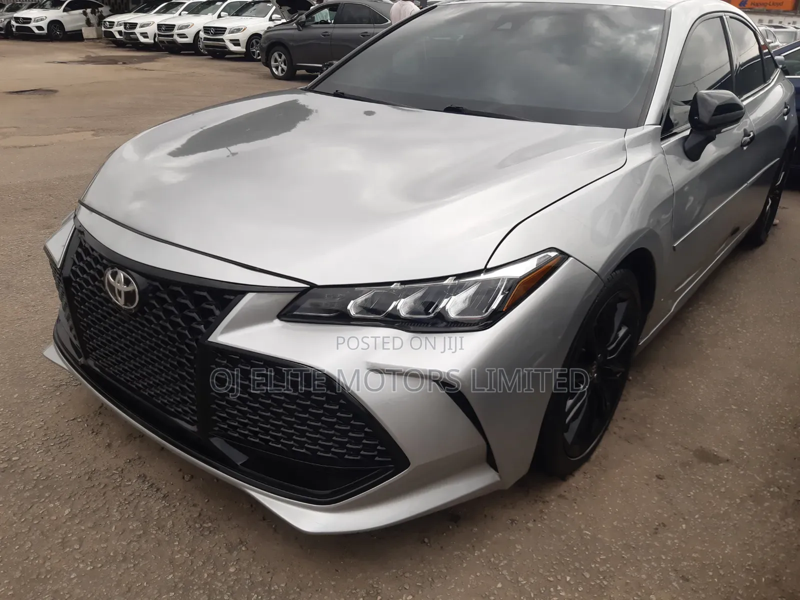 Toyota Avalon 2023 Silver