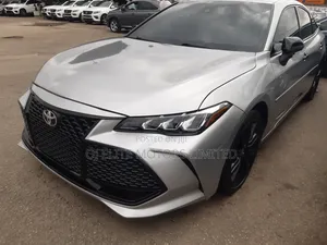 Toyota Avalon 2023 Silver