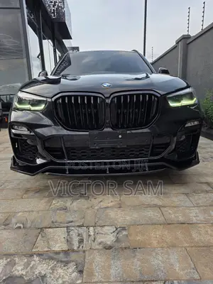 BMW X5 xDrive40i AWD 2020 Black