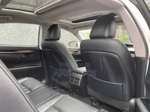 Lexus ES 350 FWD 2016 White