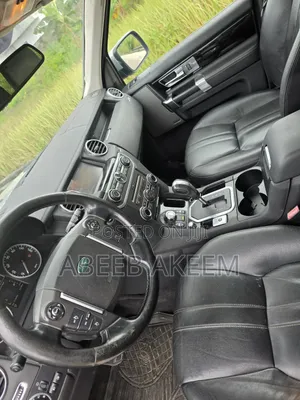 Land Rover Lr4 4dr SUV 4WD (3.0L 6cyl S/C 8A) 2014 Gray