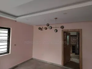 Furnished 3bdrm Duplex in Off Babs Animashaun, Bode Thomas for rent