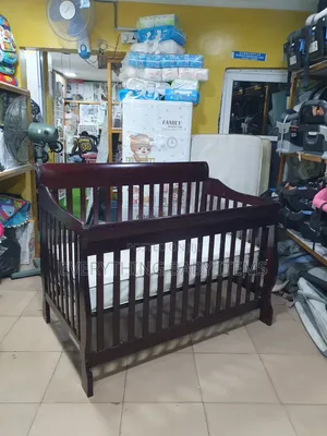 Tokunbo UK Used Convertible Wooden Cot With Orthopaedic Mattress