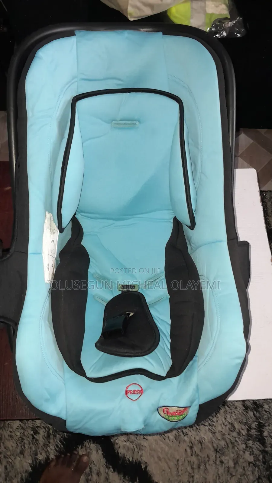 Baby's Car Seat