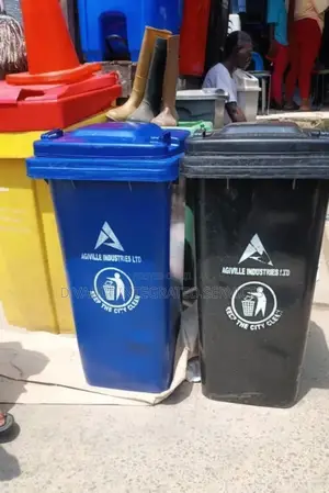 240 Litres Waste Bin / Wheeler