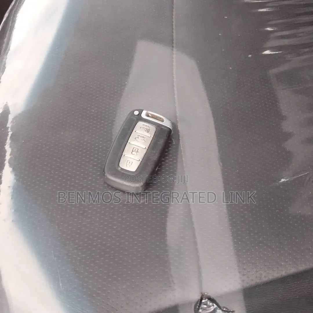 Hyundai Sonata 2012 Black