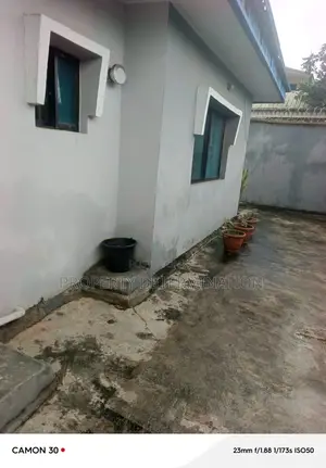 3bdrm Bungalow in Magodo Shangisha for sale