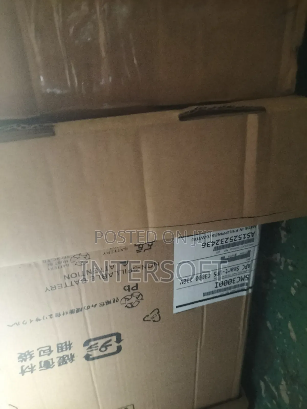 APC Smart-Ups C 3000 (Model:SMC3000I), an Uninterruptible Power Supply