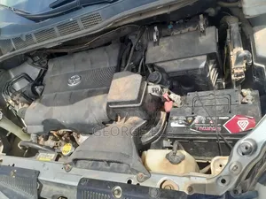 Toyota Sienna 2010 Silver