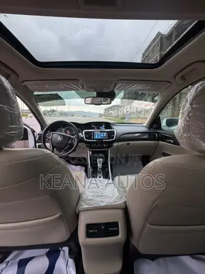 Honda Accord Touring V6 4dr Sedan FWD (3.5L 6cyl 6A) 2017 White